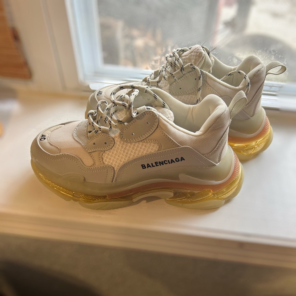 Triple S Sneaker